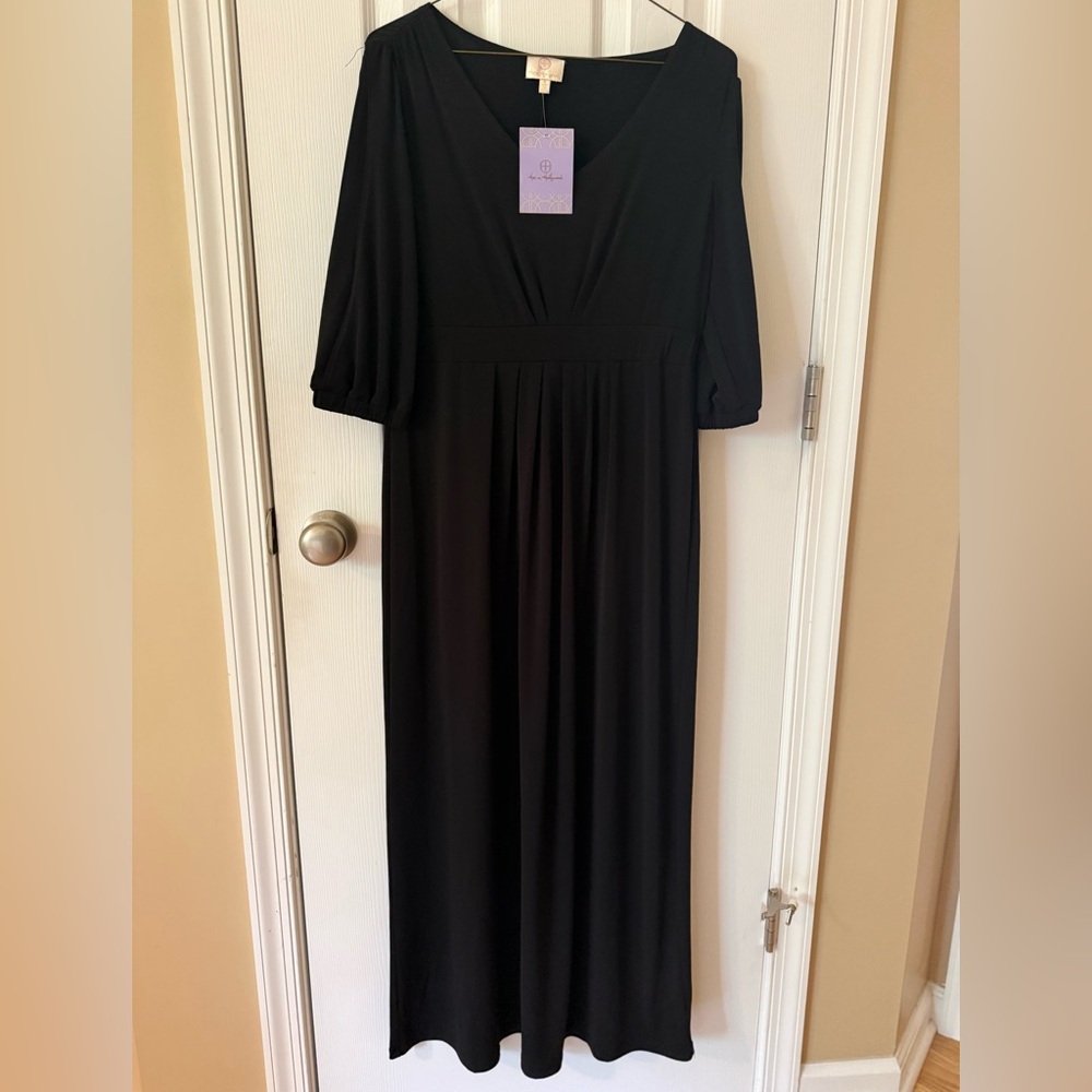 Elegant Black Hot in Hollywood Midi Dress size small